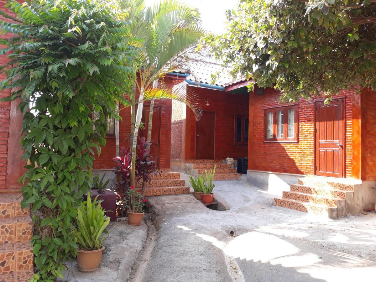 Kongkeo Guesthouse Muang Phônsavan Exteriér fotografie